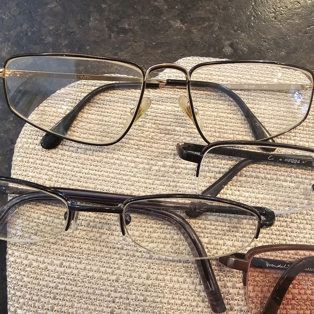 7 pairs of wire frame glasses for crafting/art projects/repurposing - Picture 6 of 6
